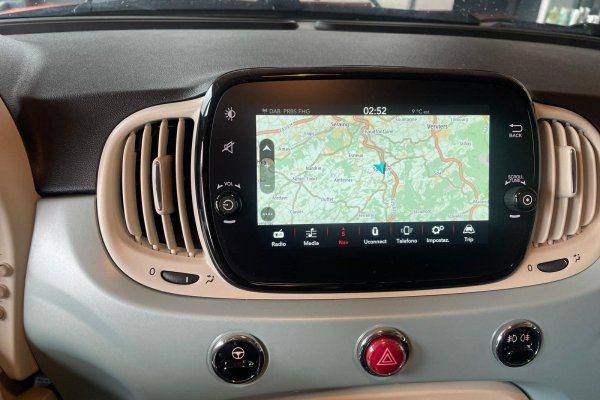 FIAT 500 DOLCEVITA HYBRID ESSENCE-ELECTRIQUE