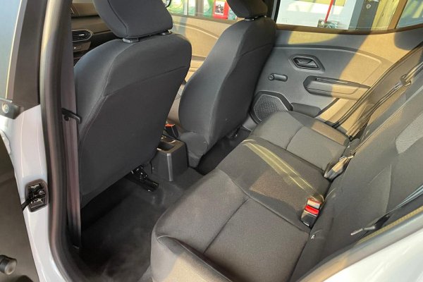 DACIA SANDERO SANDERO